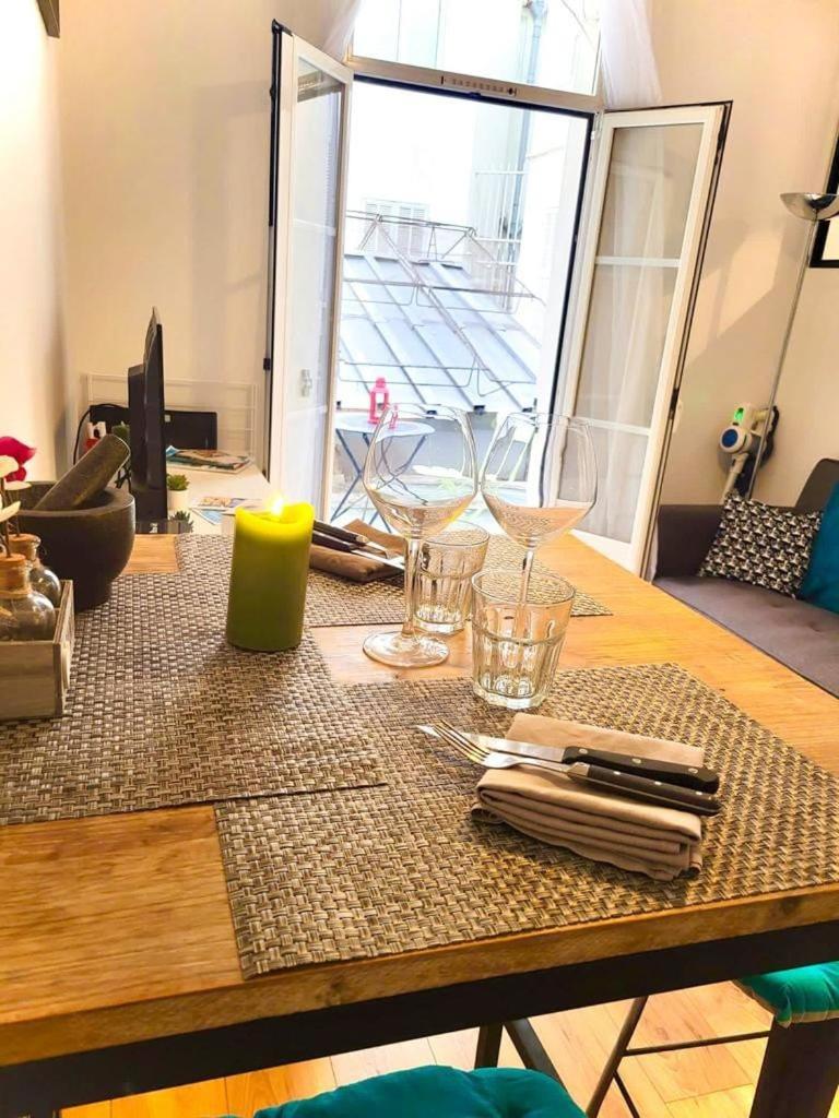 Apartment T1 Centre - Ideal Couple & Amis - Confort - Wifi - Calme - Climatisation - Coin Terrasse Nizza